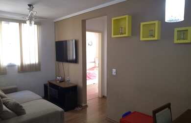 Imagem: O apartamento possui 2 Dormitórios, 1 Banheiro, 1 Vaga na garagem