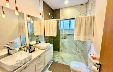 Imagem 10: RR5399 Casa 220m² CONDOMÍNIO NEW VILLE - OPORTUNIDADE - 4 Dorms 4 Vagas...