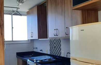 Imagem: O apartamento possui 2 Dormitórios, 1 Banheiro, 1 Vaga na garagem