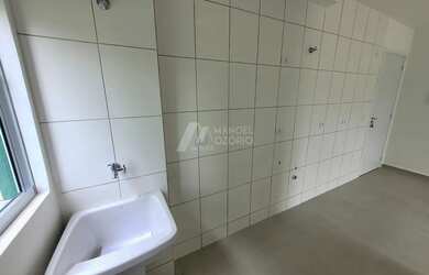 Imagem 3: Apartamento Térreo para Alugar em Costeira, Araucária - 2 Quartos