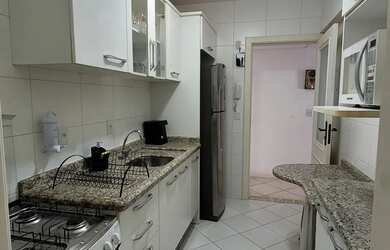 Imagem 14: LINDÍSSIMO apartamento, Sacada com Churrasqueira Livre réveillon 25/26