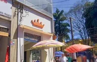 Imagem: O depósito possui 186m² de Área e está localizado em Santo