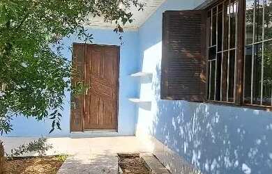 Imagem: A casa possui 1 Dormitório, 1 Banheiro e 80m² de Área e está