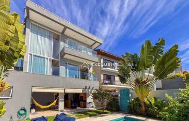 Imagem: A casa em condomínio à venda possui 3 Dormitórios, 4 Banheiros