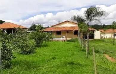 Imagem: A fazenda possui 7500m² de Área e está localizado em Chácaras