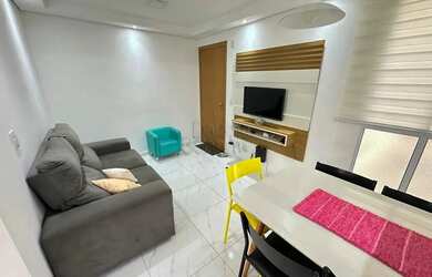 Imagem: O apartamento possui 2 Dormitórios, 1 Banheiro, 1 Vaga na garagem