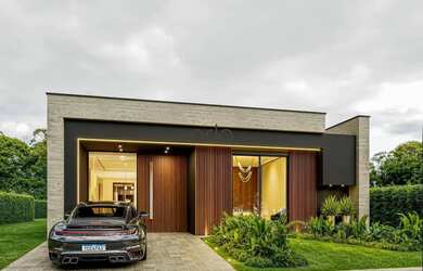 Imagem: A casa em condomínio possui 4 Dormitórios, 5 Banheiros, 2