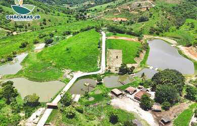 Imagem: A chácara possui 2.314m² de Área e está localizado em Ideal