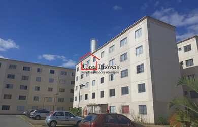 Imagem: O apartamento possui 2 Dormitórios, 1 Banheiro, 1 Vaga na garagem