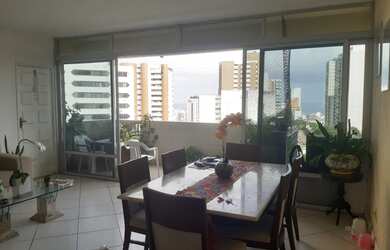 Imagem: O apartamento possui 3 Dormitórios, 3 Banheiros, 2 Vagas na