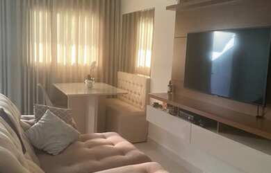 Imagem: A casa possui 2 Dormitórios, 2 Banheiros, 1 Vaga na garagem