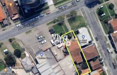 Imagem: O terreno possui 440m² de Área e está localizado em Seminário