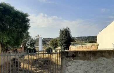 Imagem: O terreno possui 1.055m² de Área e está localizado em Uvaranas