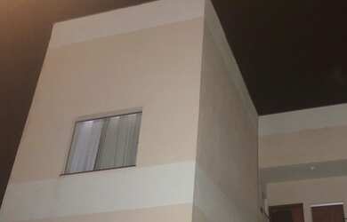 Imagem: O apartamento possui 2 Dormitórios, 1 Banheiro, 2 Vagas na