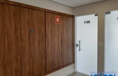 Imagem: O depósito possui 1 Vaga na garagem, 37m² de Área e está