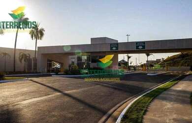 Imagem: O terreno possui 450m² de Área e está localizado em Cuiabá