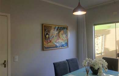 Imagem: A casa possui 1 Dormitório, 1 Banheiro, 2 Vagas na garagem