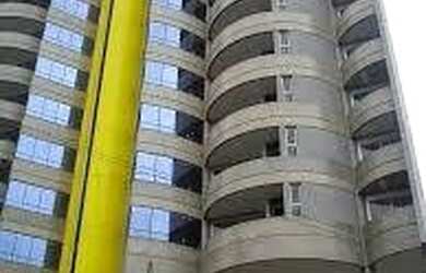 Imagem: O apartamento possui 4 Dormitórios, 5 Banheiros, 4 Vagas na