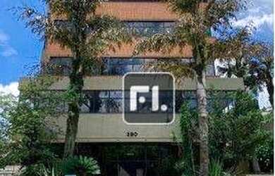 Imagem: O depósito possui 5 Vagas na garagem e 1307m² de Área e está