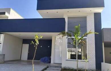 Imagem: A casa em condomínio possui 3 Dormitórios, 2 Banheiros, 4