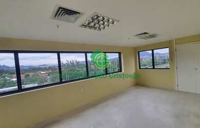 Imagem: O depósito possui 1 Vaga na garagem, 36m² de Área e Imóvel