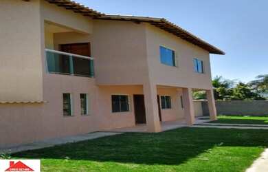 Imagem: A casa possui 2 Dormitórios, 2 Banheiros, 1 Vaga na garagem