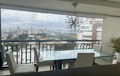 Imagem: O apartamento na cobertura possui 4 Dormitórios, 5 Banheiros