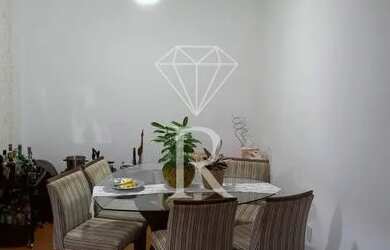 Imagem: O apartamento possui 3 Dormitórios, 1 Banheiro, 1 Vaga na garagem