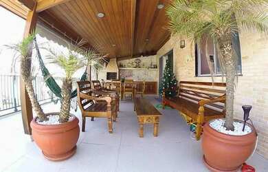 Imagem: O apartamento na cobertura possui 3 Dormitórios, 2 Banheiros