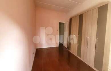 Imagem: A casa possui 2 Dormitórios, 2 Banheiros, 85m² de Área e