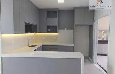 Imagem: A casa em condomínio possui 3 Dormitórios, 4 Banheiros, 4