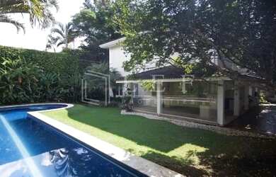 Imagem: A casa em condomínio possui 3 Dormitórios, 5 Banheiros, 2