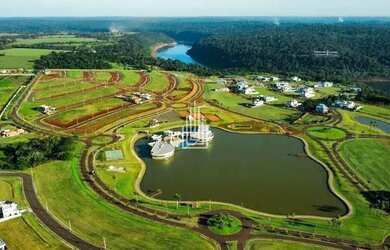 Imagem: O terreno possui 500m² de Área e Imóvel novo e está localizado