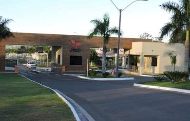 Imagem: A casa em condomínio possui 3 Dormitórios, 4 Banheiros, 4