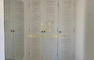 Imagem: A casa em condomínio possui 4 Dormitórios, 5 Banheiros, 4