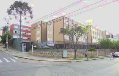 Imagem 1: IMOBILIARIA JUVEVÊ ALUGA APARTAMENTO MOBILIADO CRISTO REI AO LAD HOSPITAL...