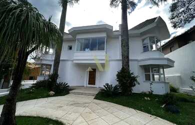 Imagem: A casa em condomínio possui 3 Dormitórios, 5 Banheiros, 5