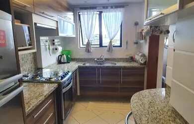 Imagem: O apartamento possui 3 Dormitórios, 2 Banheiros, 1 Vaga na