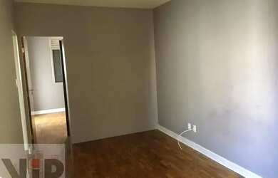 Imagem: O apartamento possui 1 Dormitório, 1 Banheiro, 38m² de Área