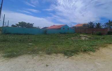 Imagem: O terreno possui 450m² de Área e está localizado em Jaconé