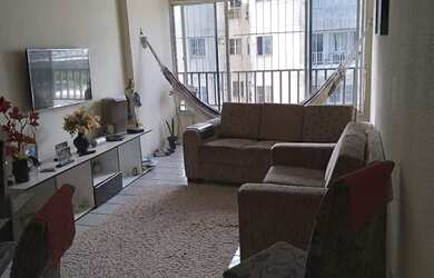 Imagem: O apartamento possui 2 Dormitórios, 2 Banheiros e 1 Vaga na