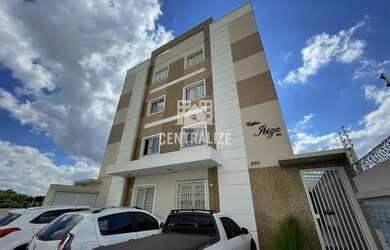 Imagem: O apartamento possui 3 Dormitórios, 1 Banheiro, 2 Vagas na