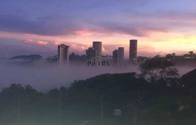 Imagem: O apartamento possui 3 Dormitórios, 3 Banheiros, 2 Vagas na