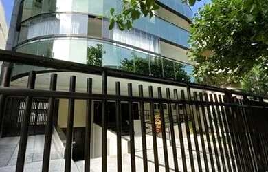 Imagem: O apartamento possui 3 Dormitórios, 2 Banheiros, 2 Vagas na