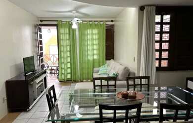 Imagem: A casa possui 4 Dormitórios e 3 Vagas na garagem e está localizado