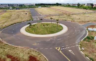 Imagem: O terreno possui 160m² de Área e está localizado em Parque