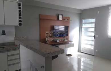 Imagem: O apartamento possui 2 Dormitórios, 1 Banheiro, 1 Vaga na garagem