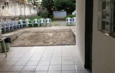 Imagem: A casa em condomínio possui 3 Dormitórios, 2 Banheiros, 1