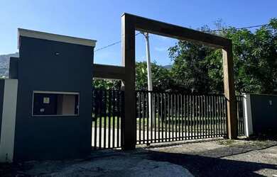 Imagem: O terreno possui 340m² de Área, Imóvel novo e está localizado