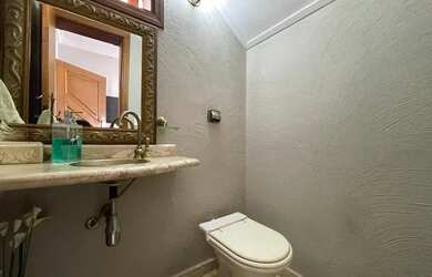 Imagem 7: Imóvel para aluguel e venda possui 258 metros quadrados com 3 quartos